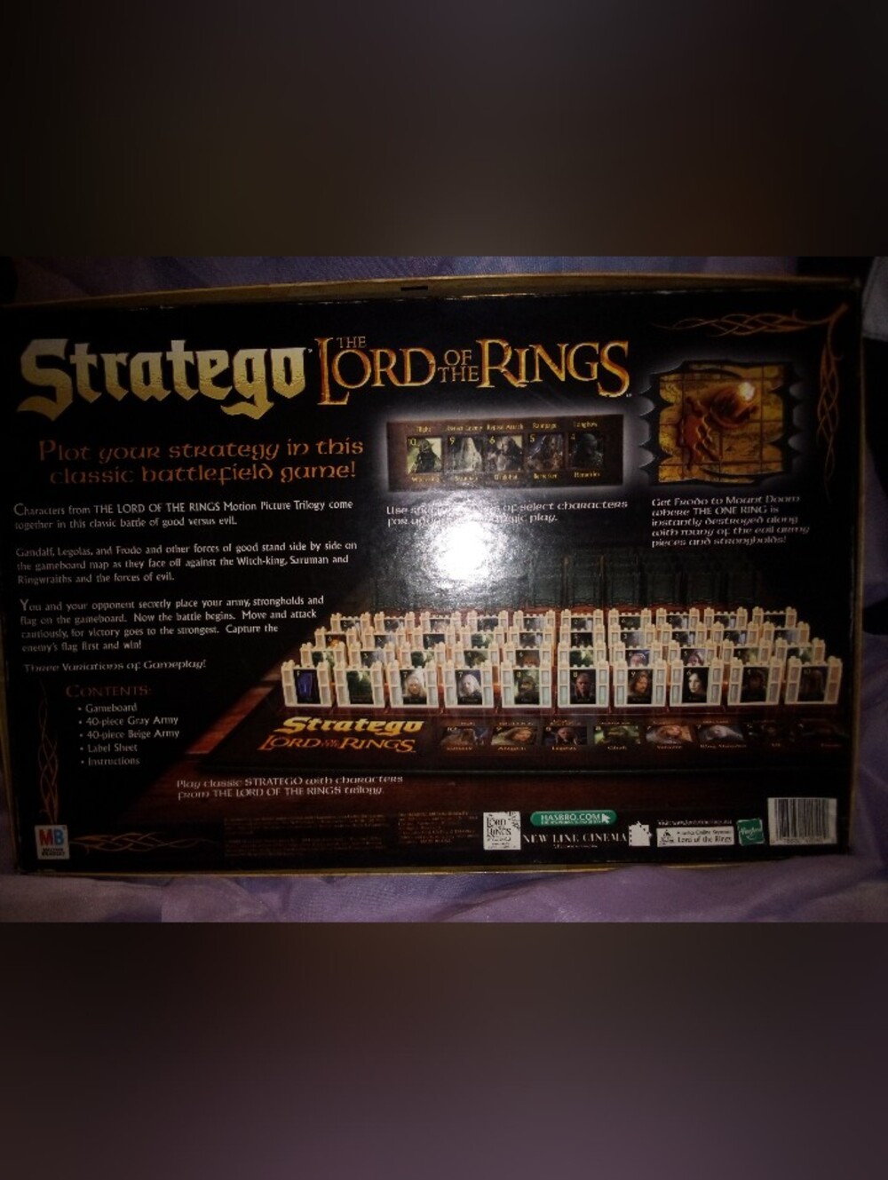 Stratego Lord Of The Rings Boardgame 2004 - Picture 2 of 10